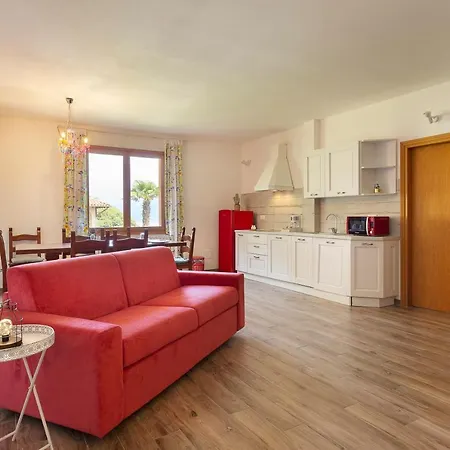 - Appartement Stresa